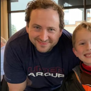 This is the Avatar Image for the Scott Braden Cawthon (American video game developer & writer) [CLEAN VOCALS] AI Voice and Text to Speech Generator